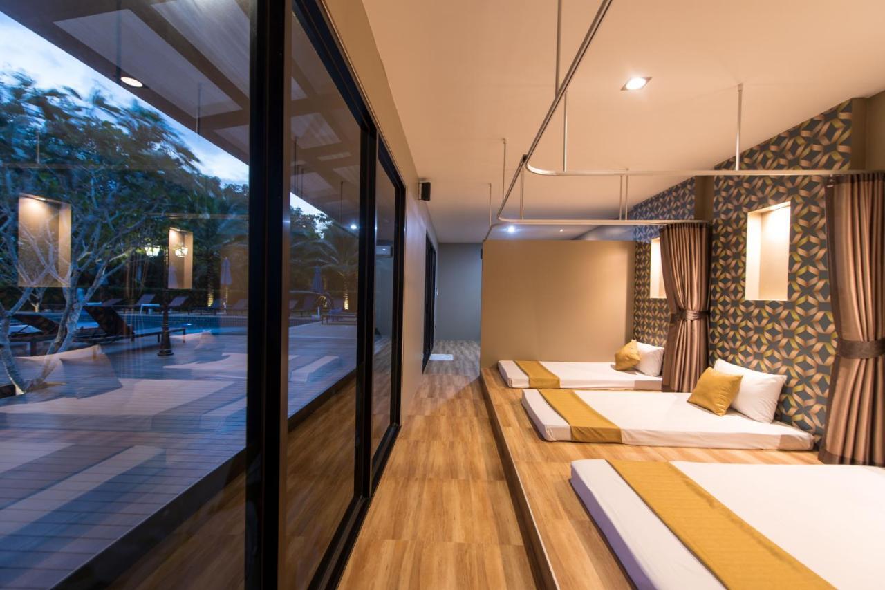 Hotel River Front Krabi town